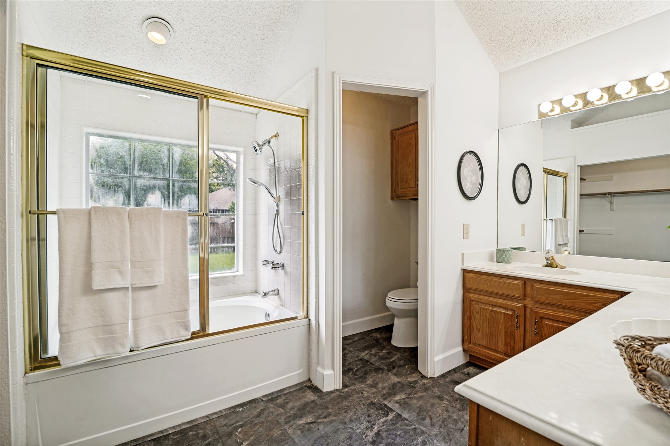2414 Mapleridge Drive Garland TX 75044