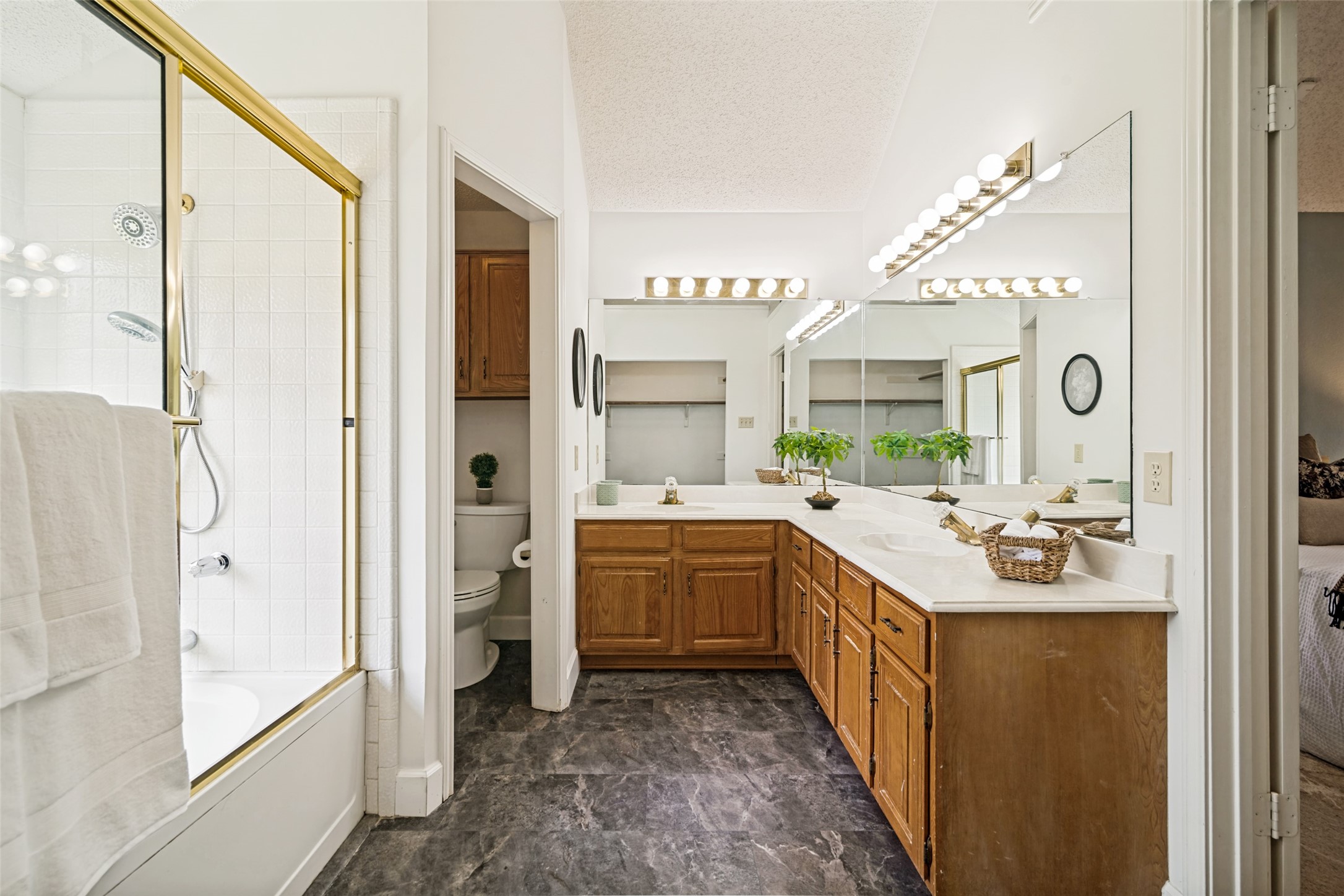 2414 Mapleridge Drive Garland TX 75044