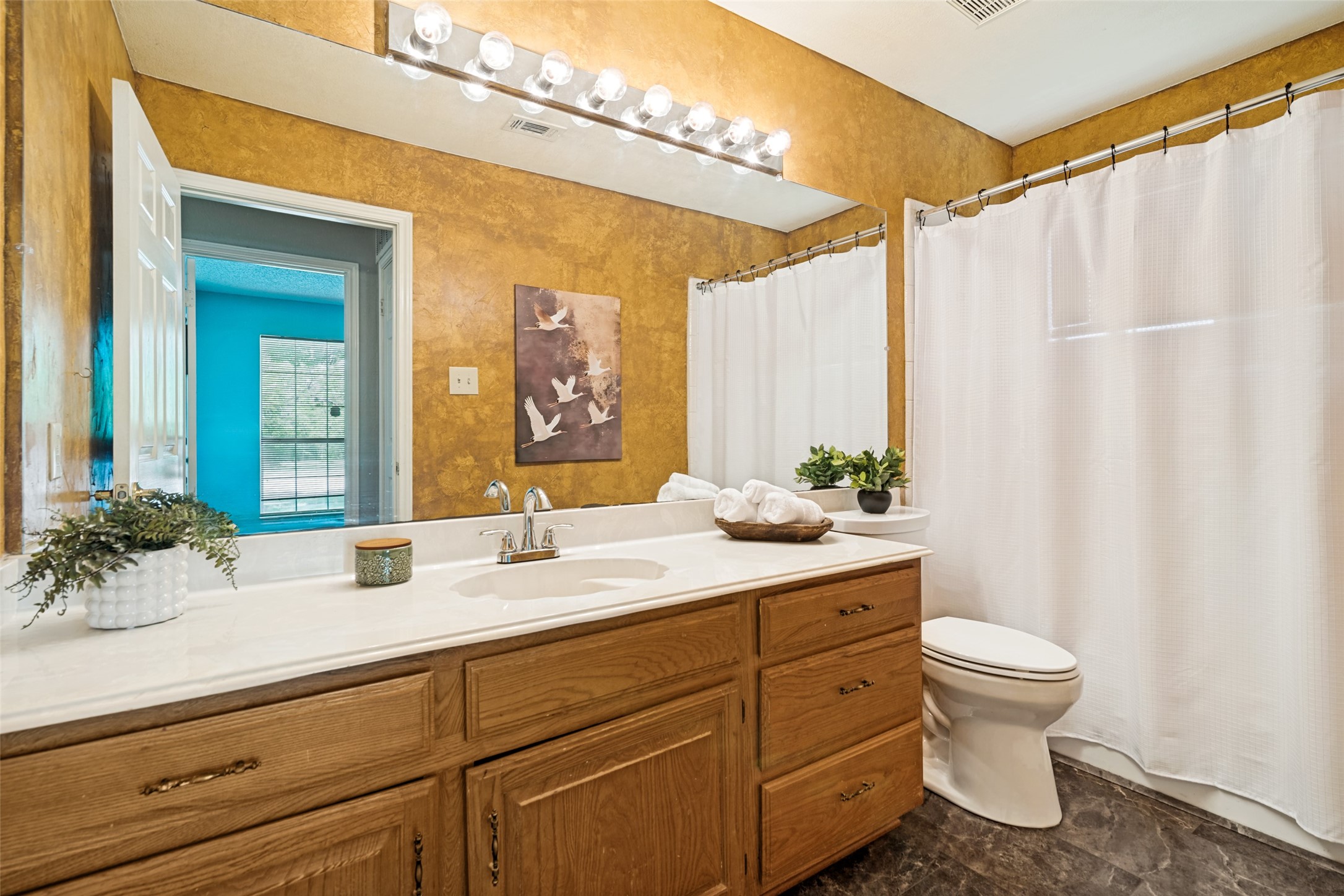 2414 Mapleridge Drive Garland TX 75044