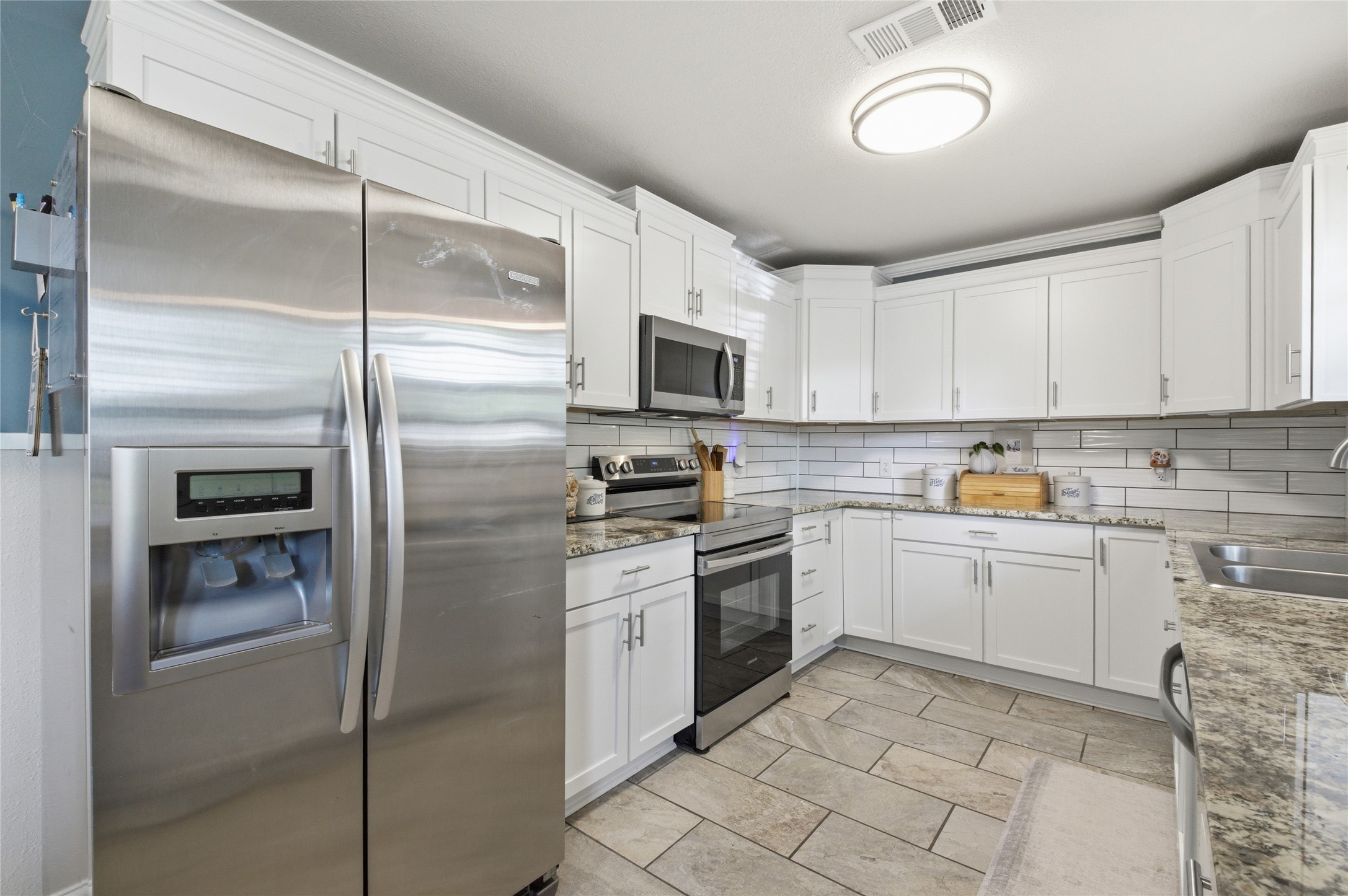 2605 Easy Street Denison TX 75020