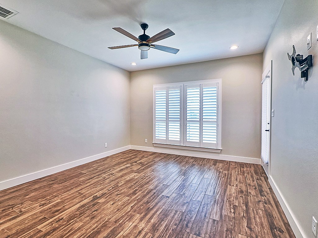 3347 Sabine Street Athens TX 75752