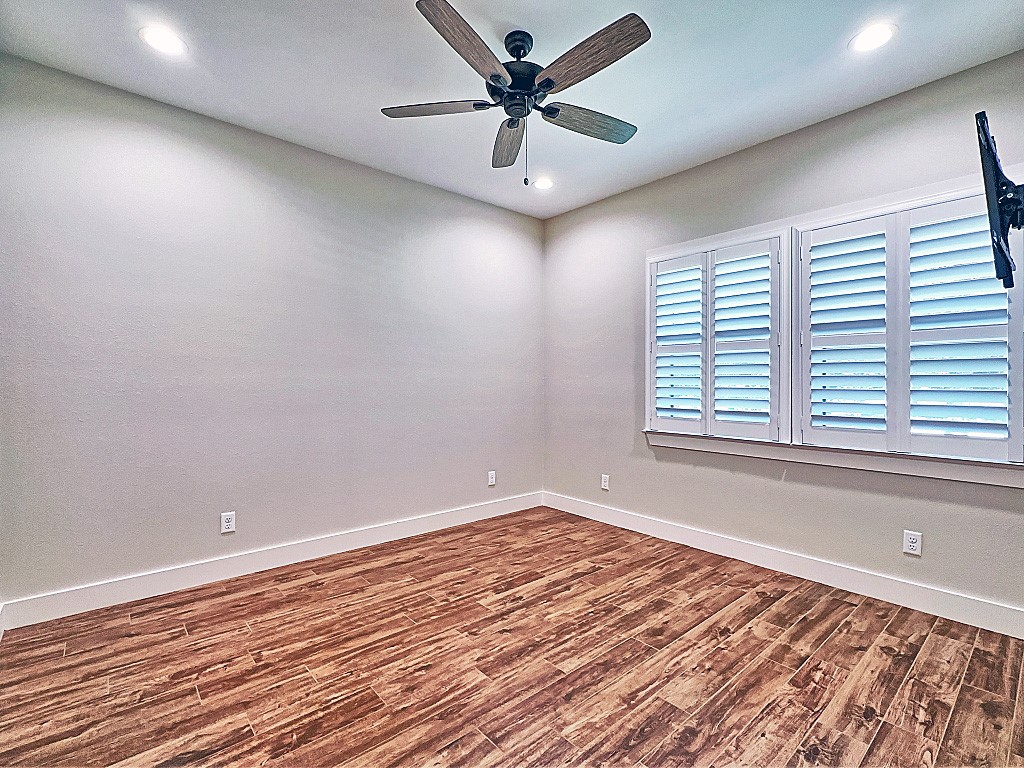 3347 Sabine Street Athens TX 75752