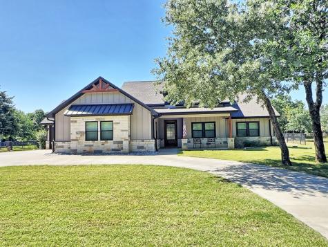 3347 Sabine Street Athens TX 75752