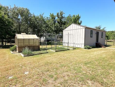 3347 Sabine Street Athens TX 75752