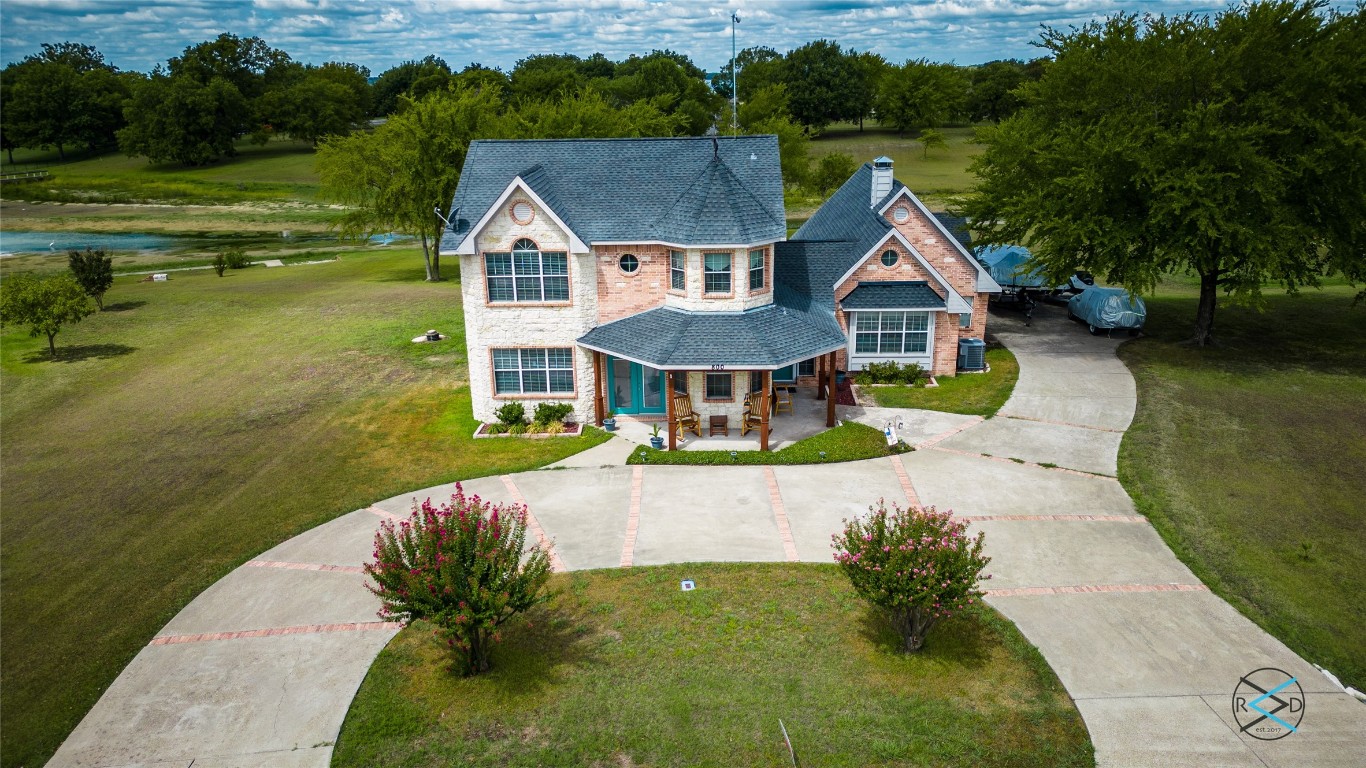 800 Shoreline Road Kerens TX 75144