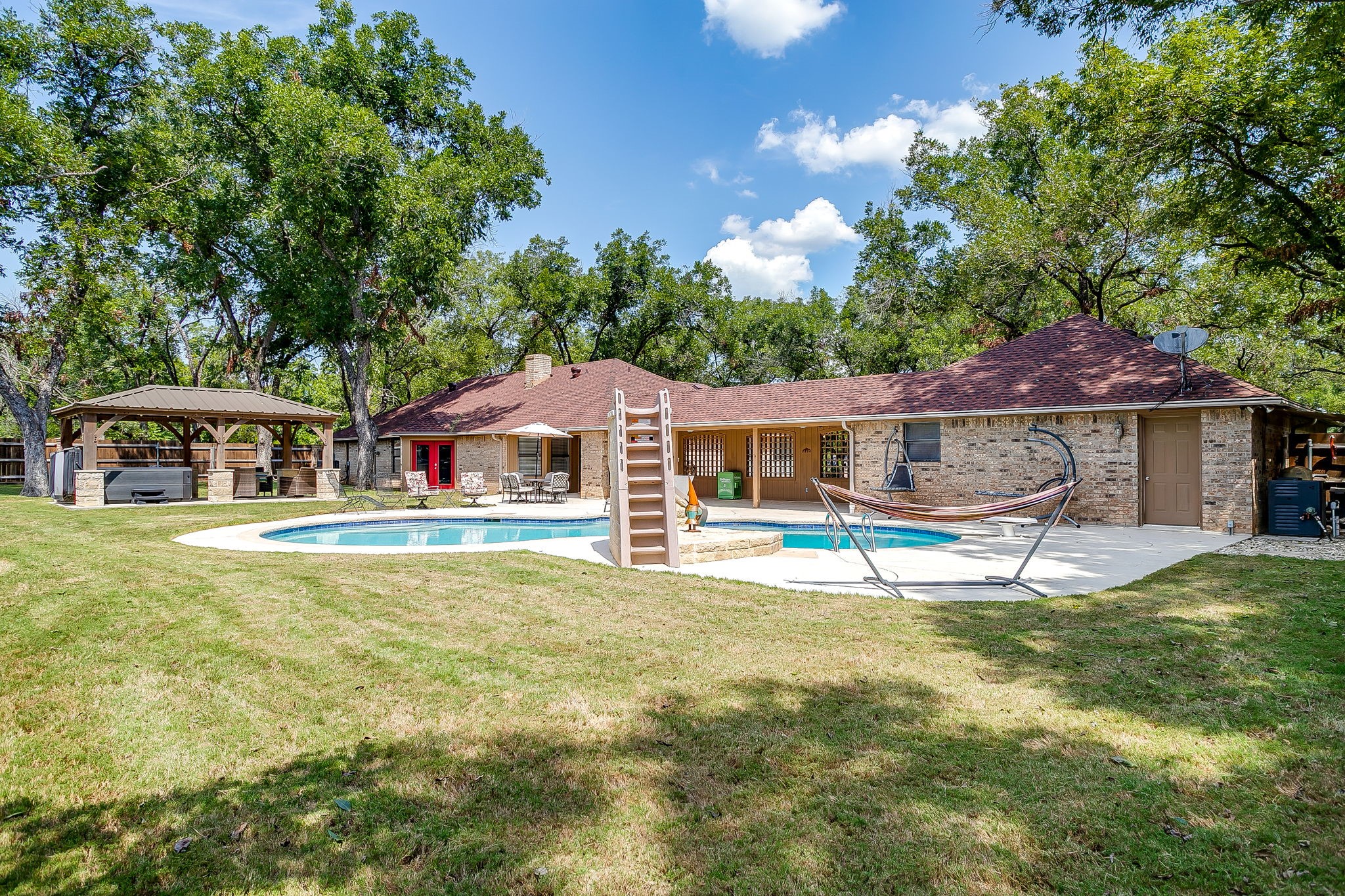 7303 Ravenswood Road Granbury TX 76049