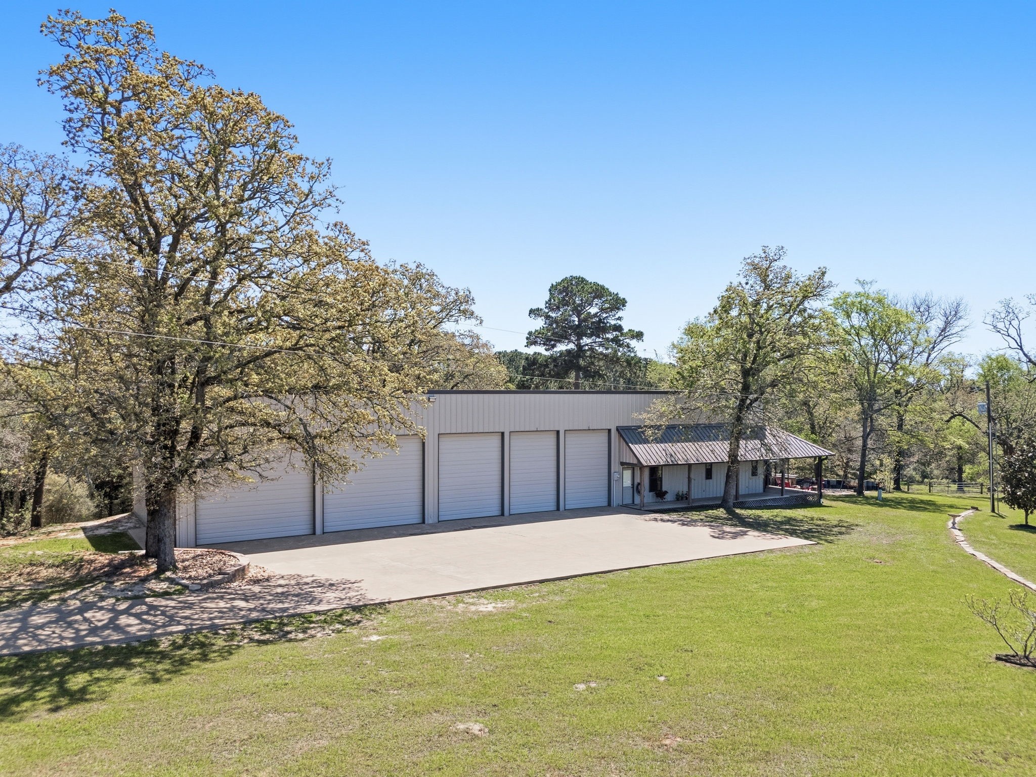 689 & 691 Fm 1272 Grapeland TX 75844