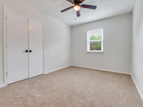 321 Campo Street Grand Prairie TX 75051