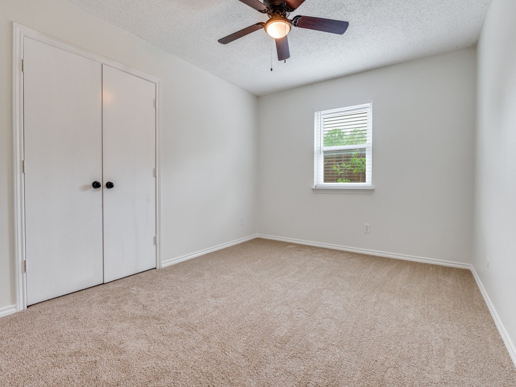 321 Campo Street Grand Prairie TX 75051