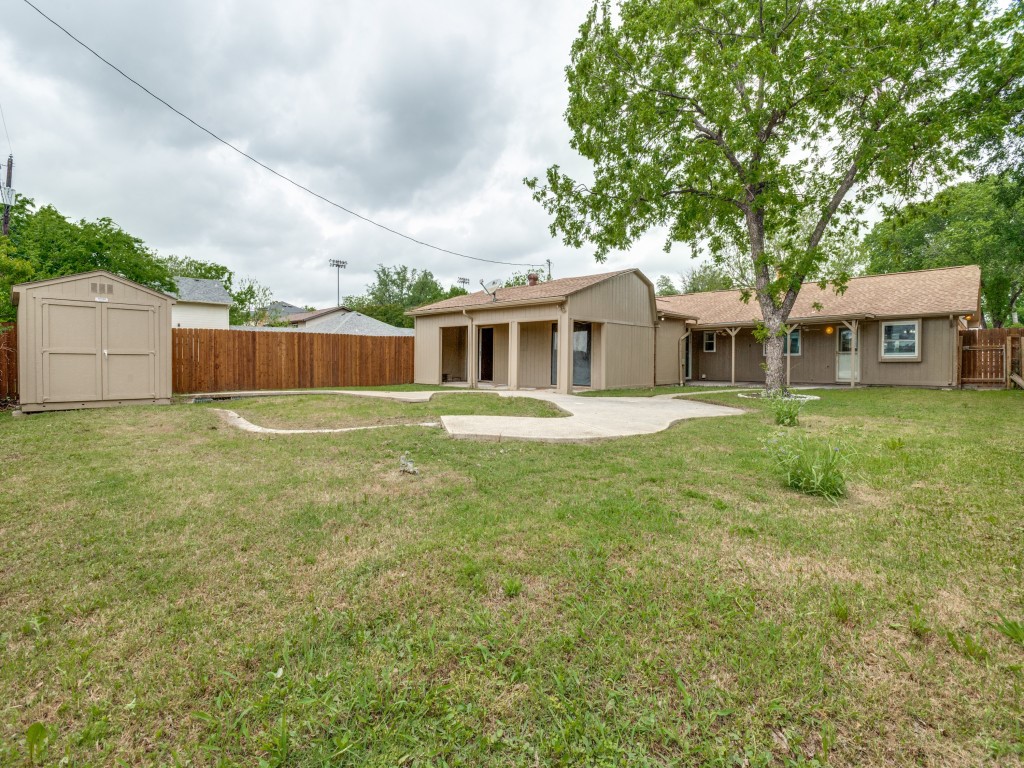 321 Campo Street Grand Prairie TX 75051