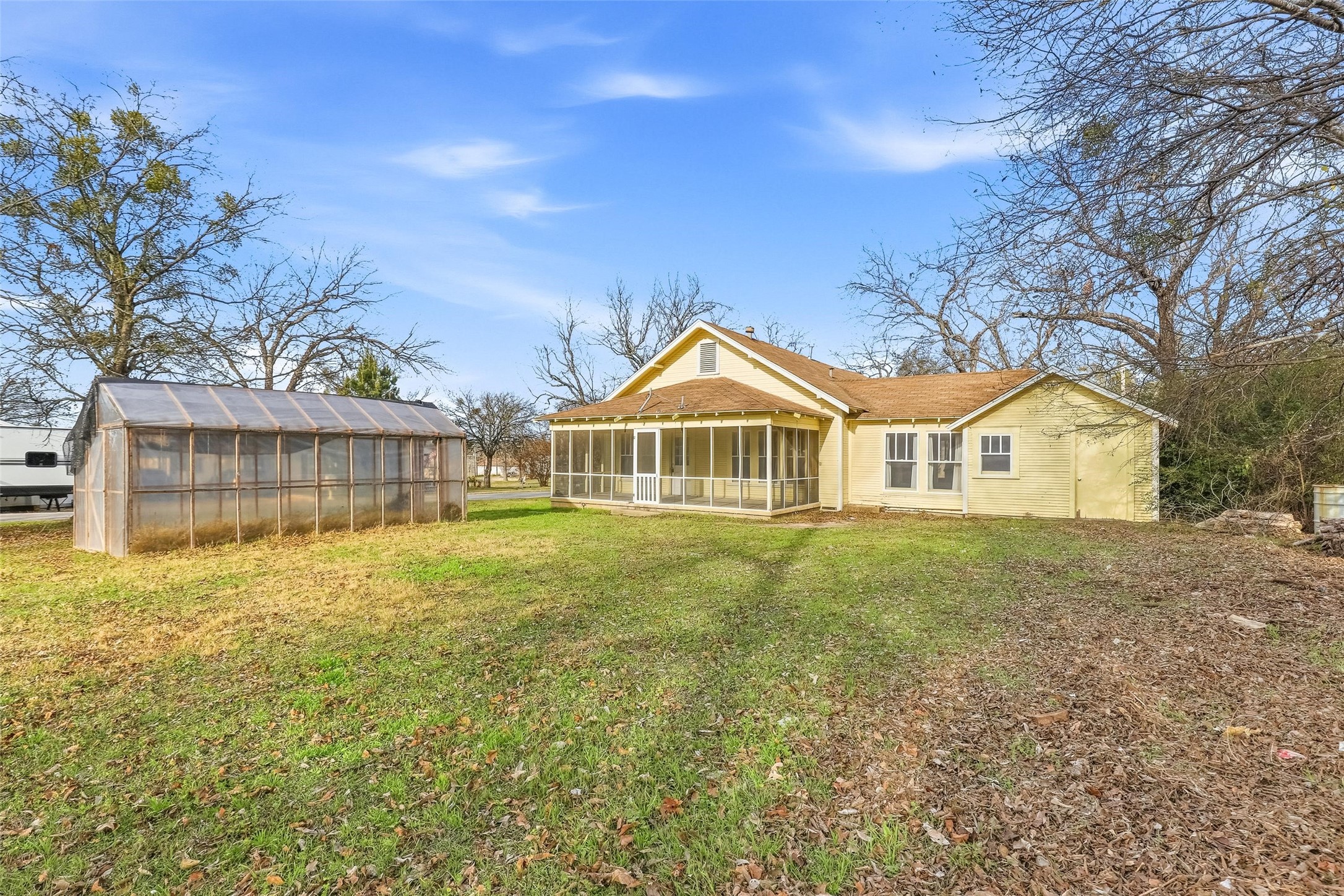 403 E Morgan Meridian TX 76665