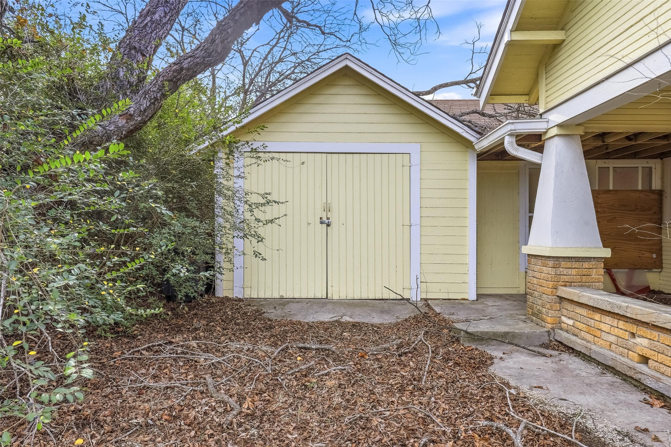 403 E Morgan Meridian TX 76665