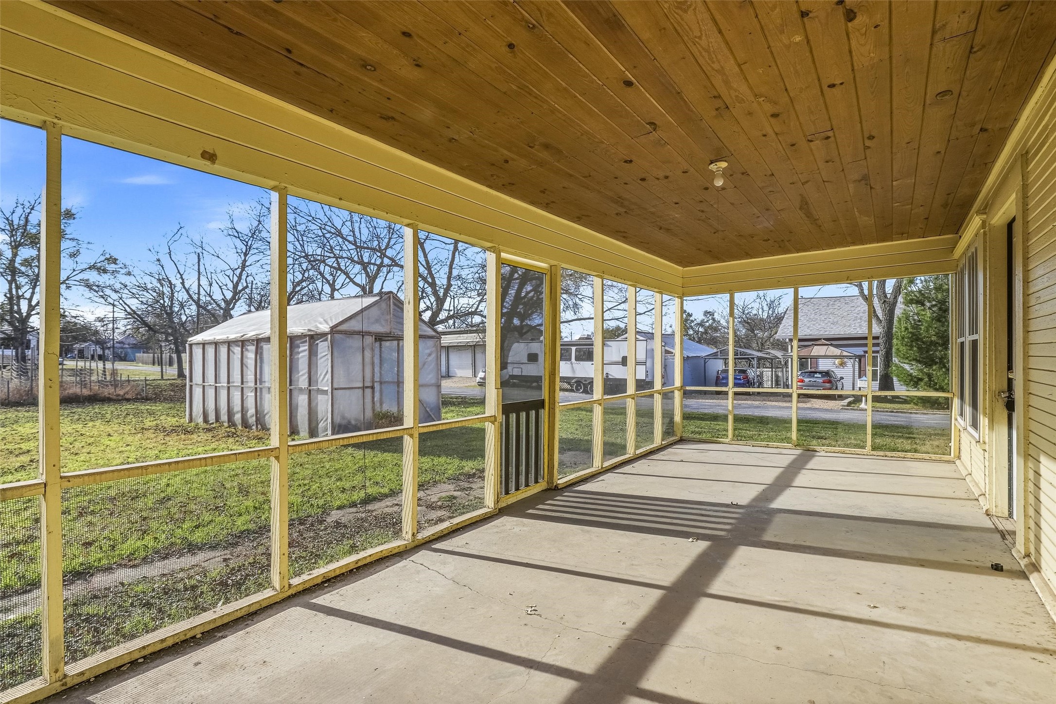 403 E Morgan Meridian TX 76665