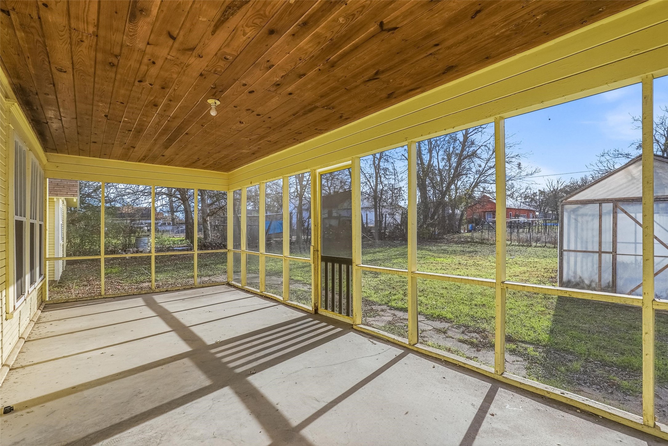 403 E Morgan Meridian TX 76665