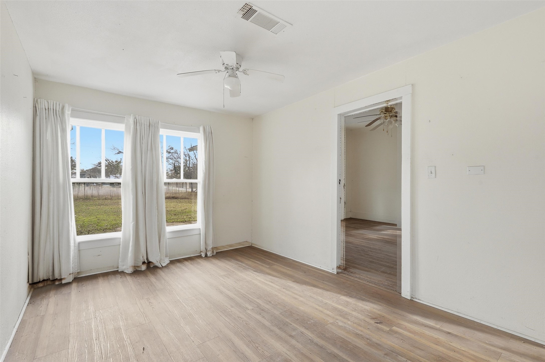 403 E Morgan Meridian TX 76665