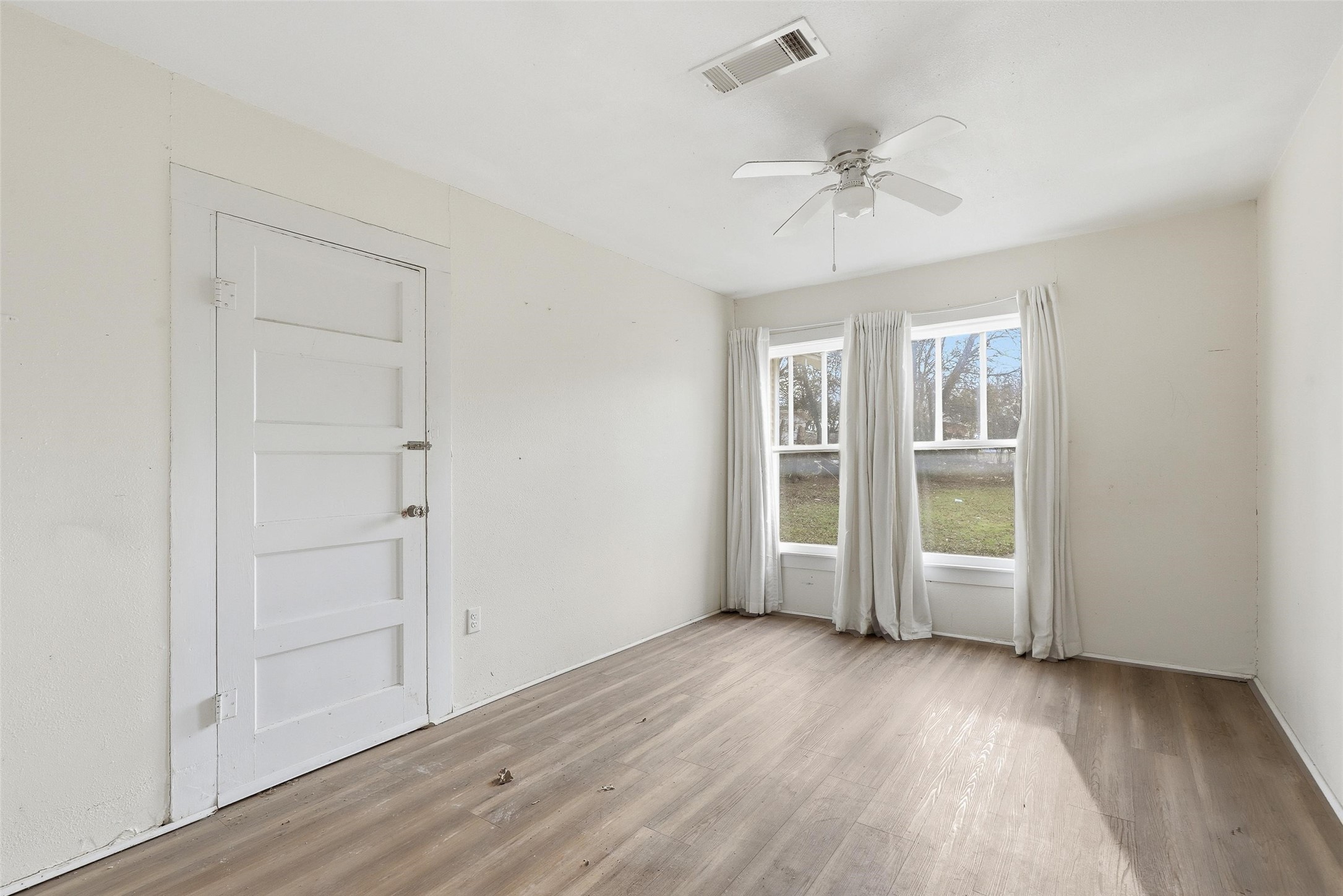 403 E Morgan Meridian TX 76665