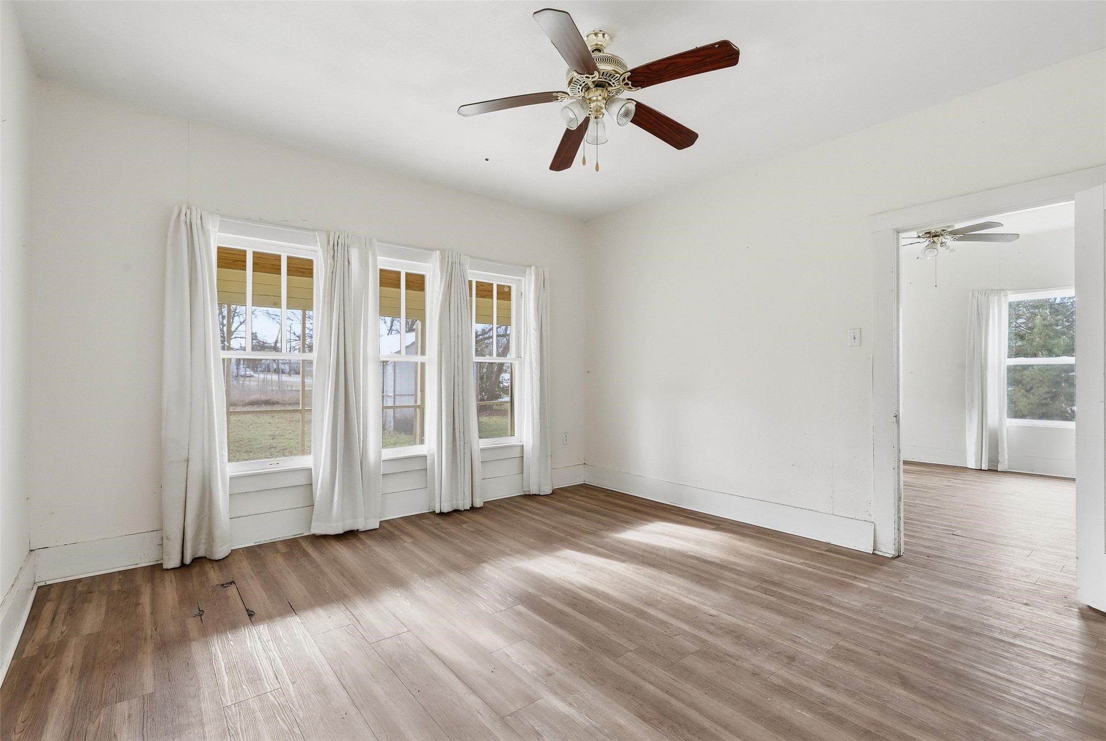 403 E Morgan Meridian TX 76665