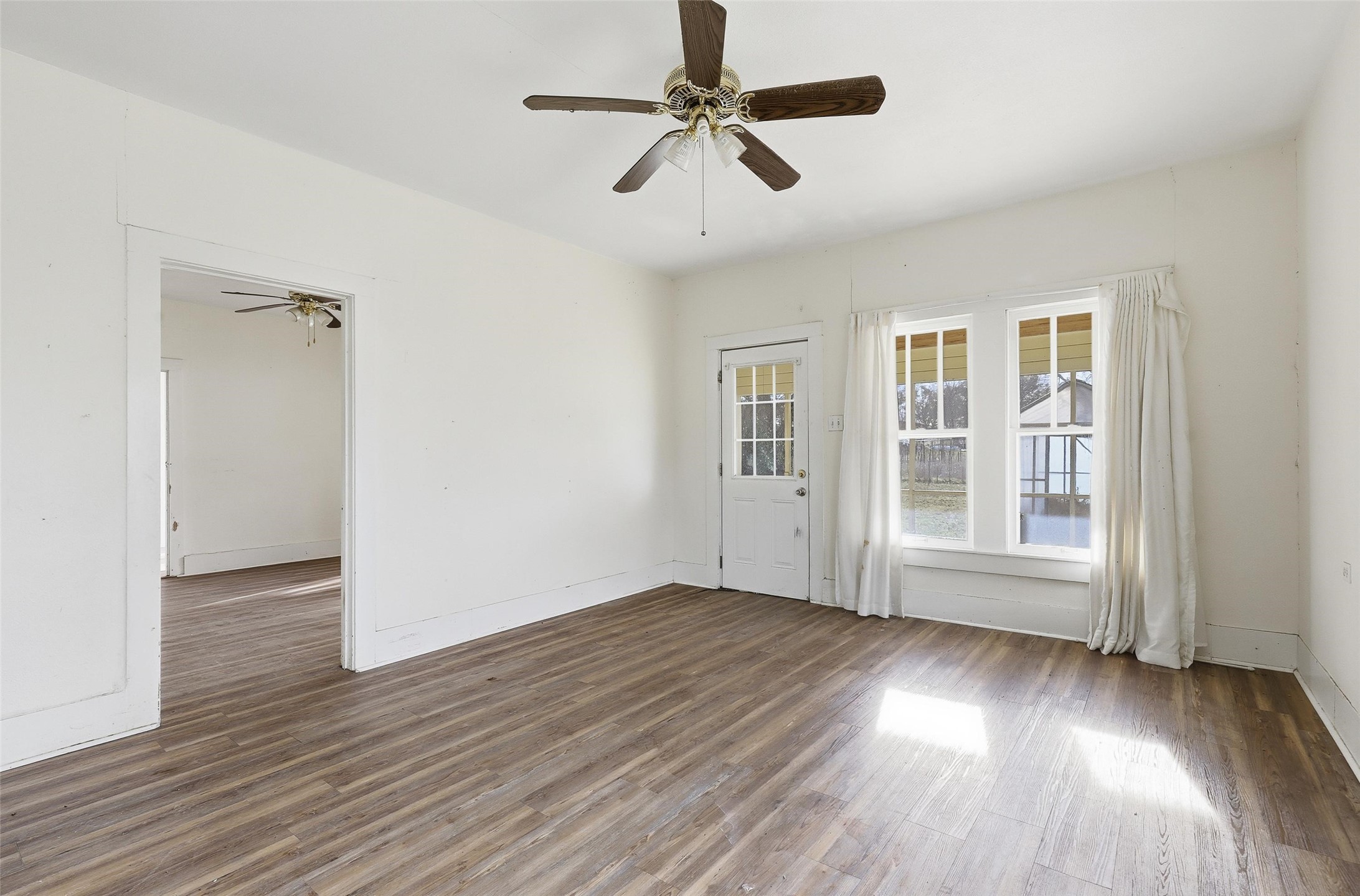 403 E Morgan Meridian TX 76665