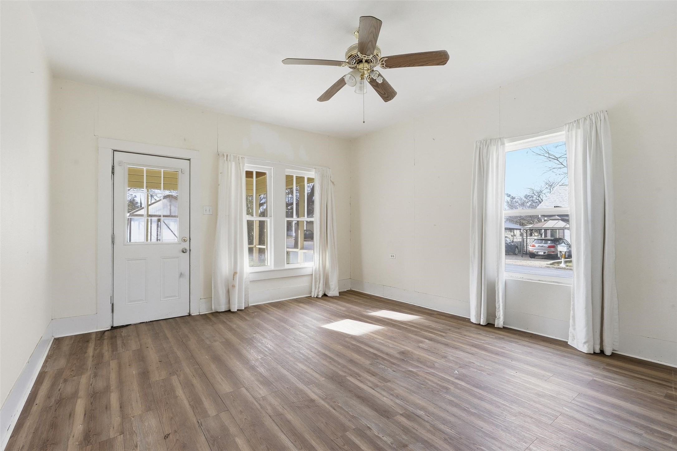 403 E Morgan Meridian TX 76665