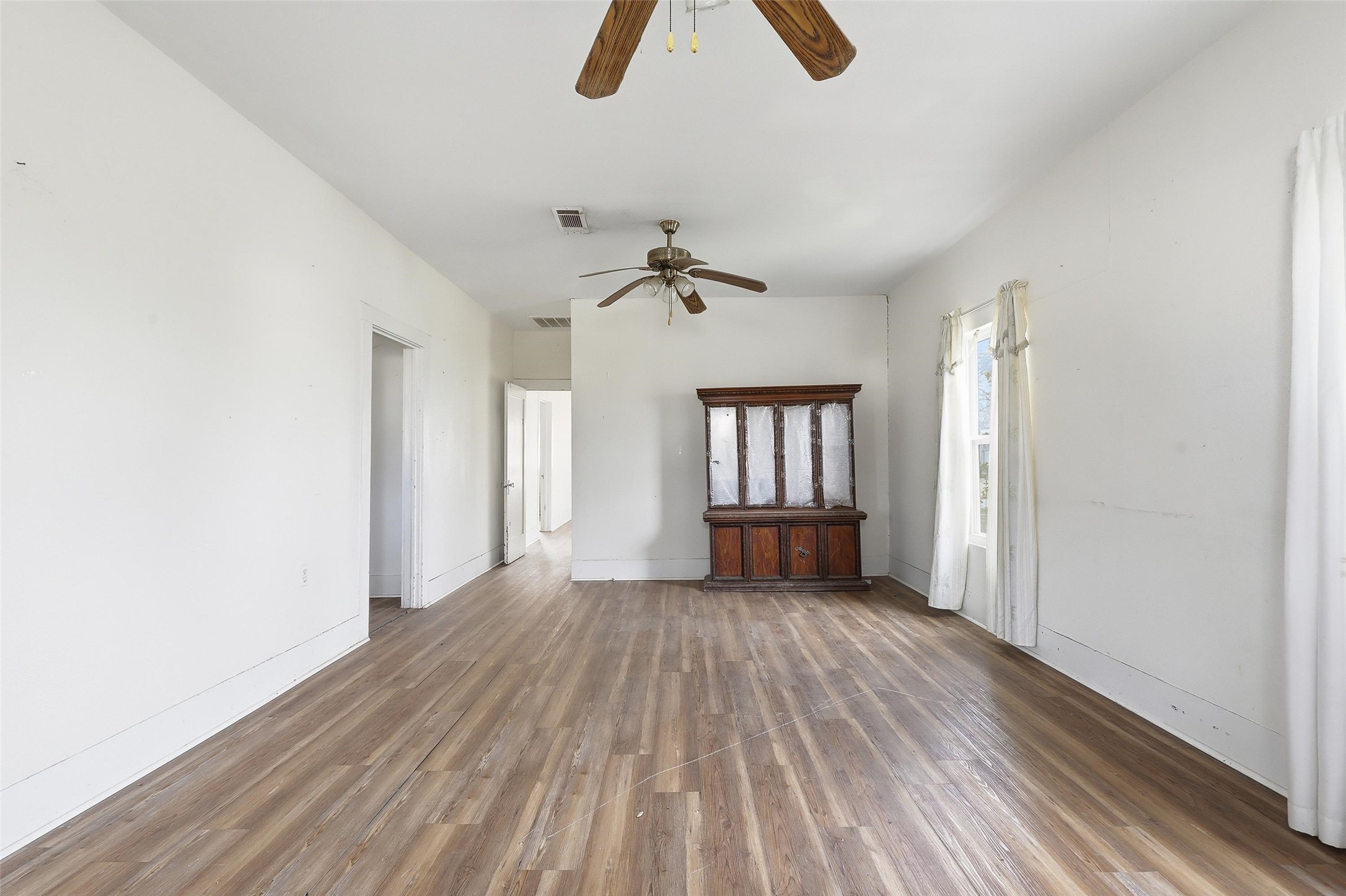 403 E Morgan Meridian TX 76665