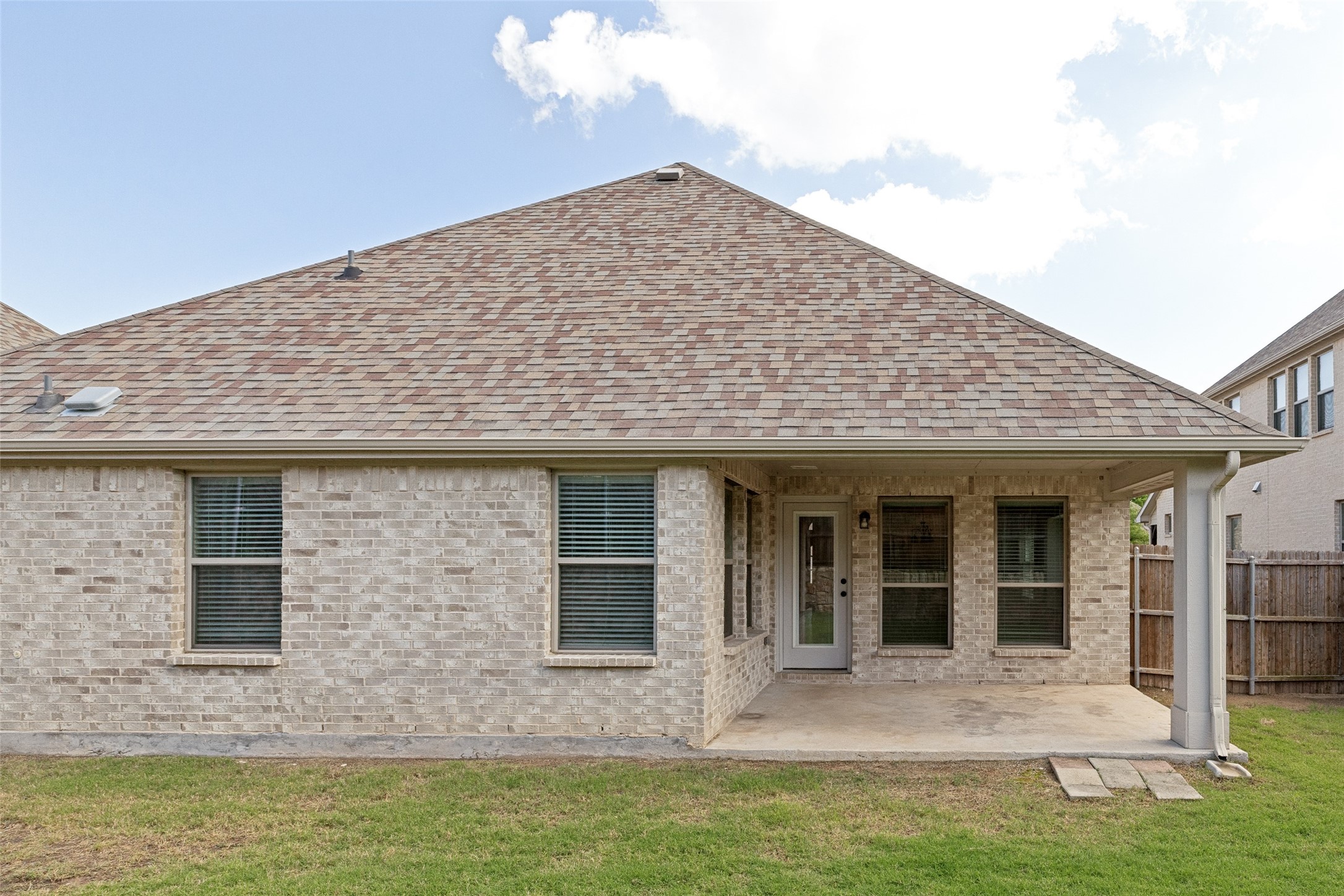 212 Providence Drive Van Alstyne TX 75495