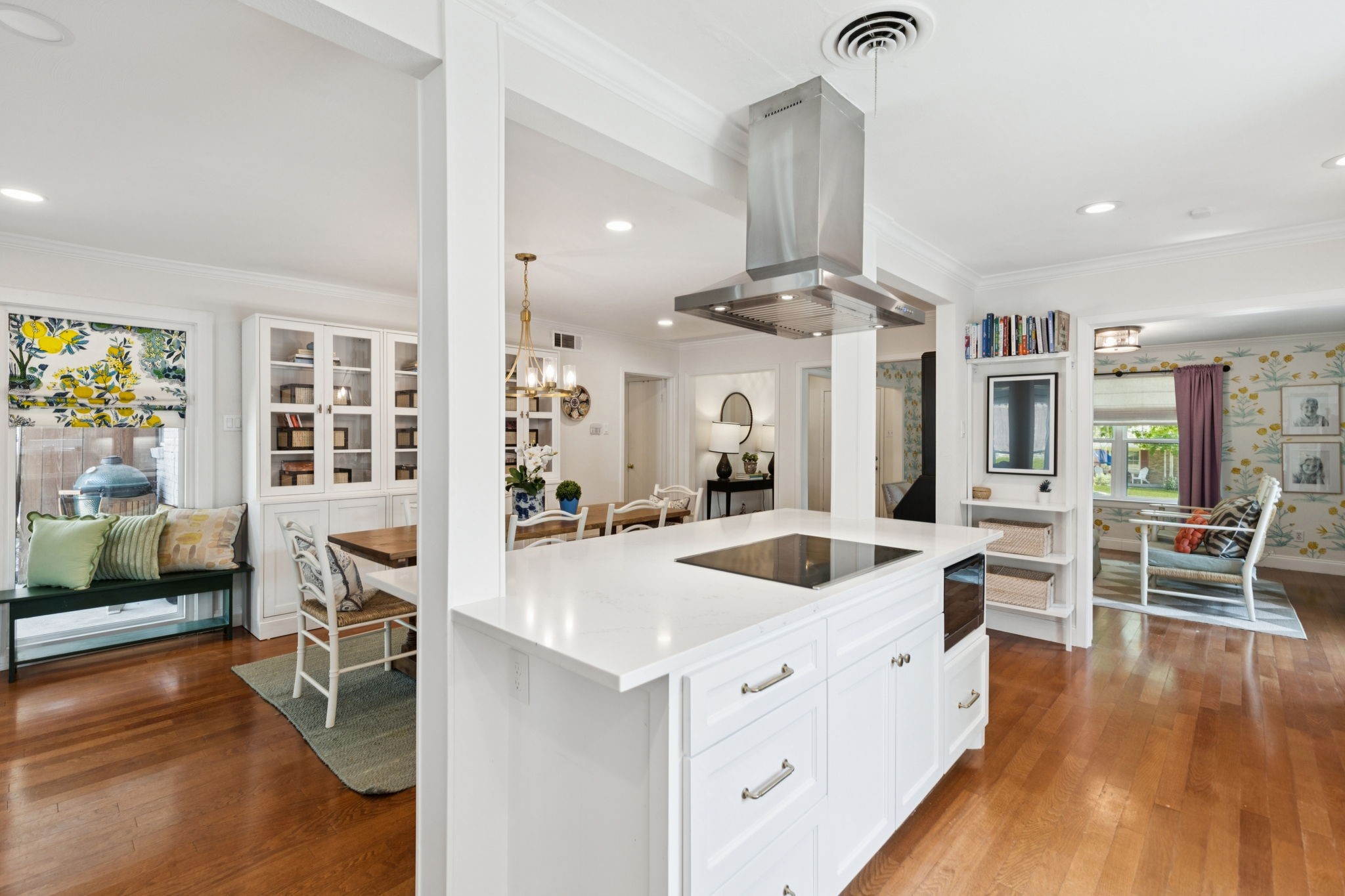 9827 Lanshire Drive Dallas TX 75238
