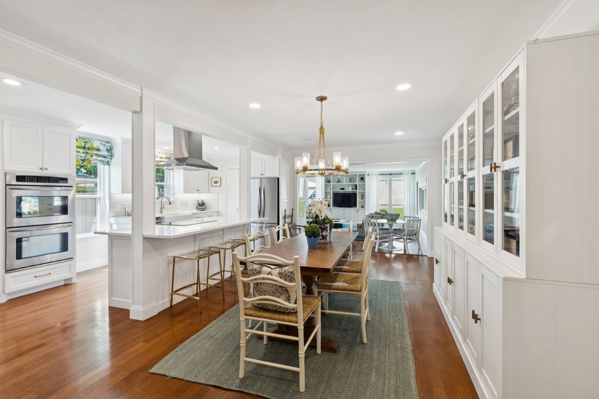 9827 Lanshire Drive Dallas TX 75238