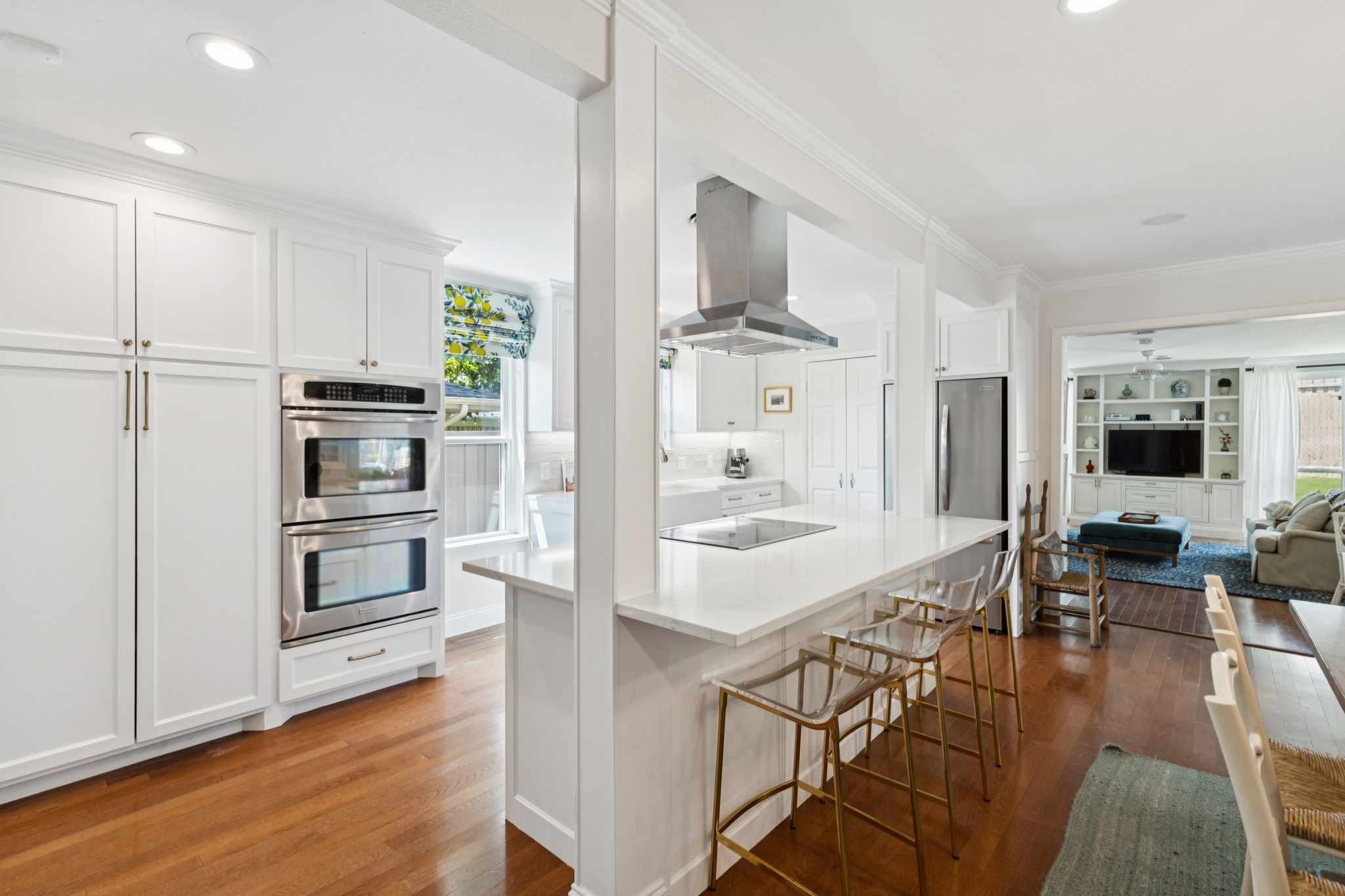 9827 Lanshire Drive Dallas TX 75238