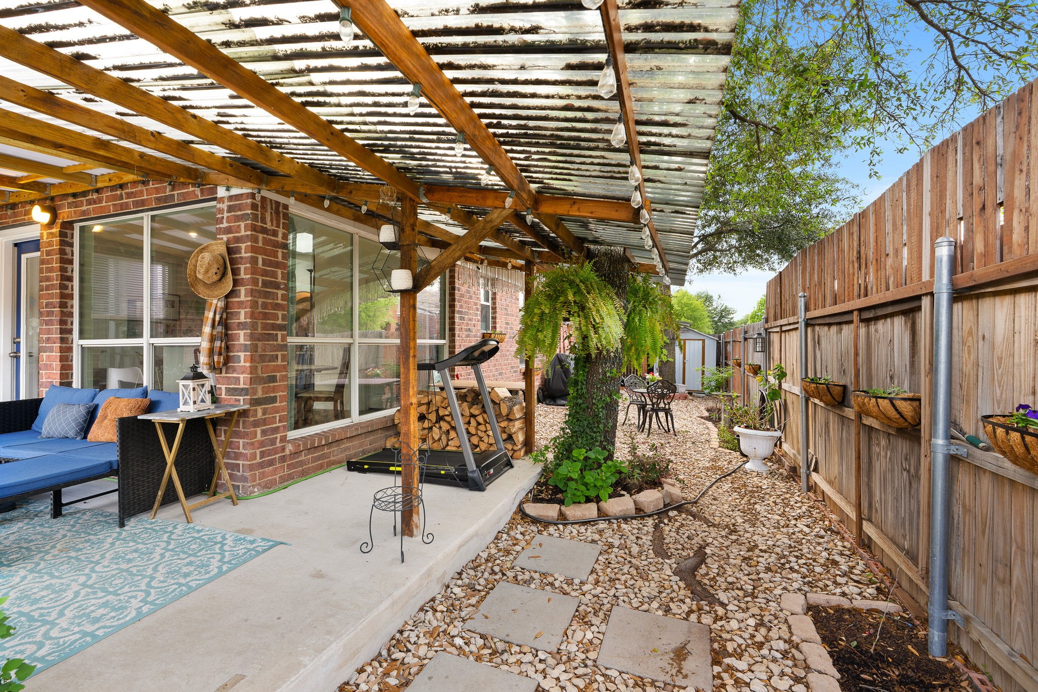 1328 Rawlins Drive Lancaster TX 75134
