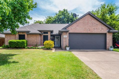 809 Irene Street Burleson TX 76028