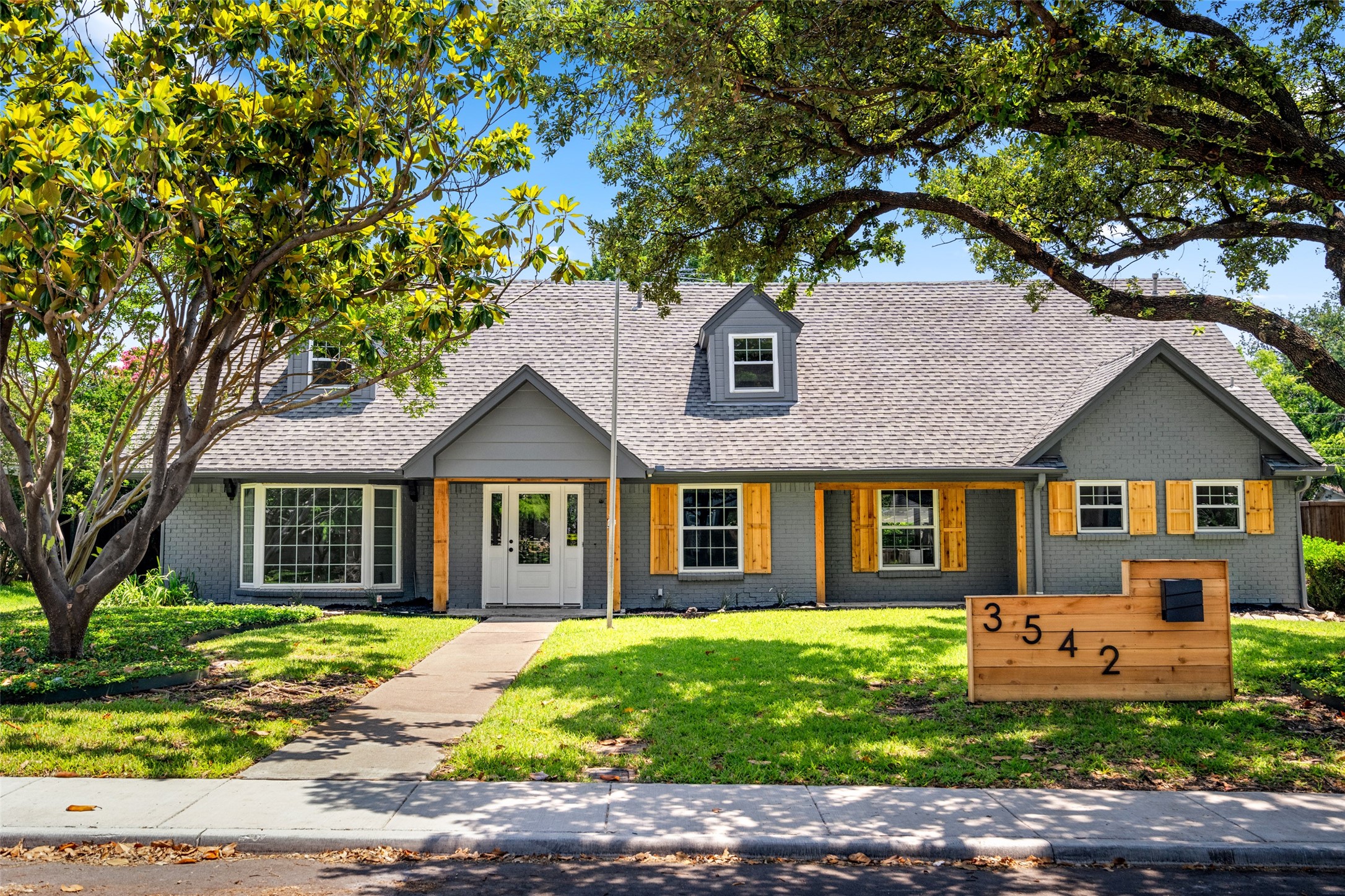 Farmers Branch TX, 3542 Chellen Drive