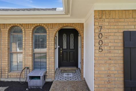7005 Sao Paulo Court North Richland Hills TX 76180