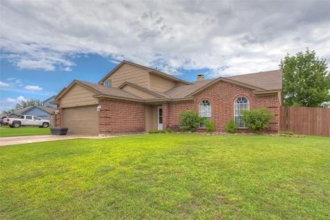 10545 Del Mar Court Benbrook TX 76126