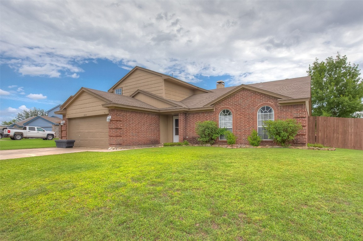 10545 Del Mar Court Benbrook TX 76126