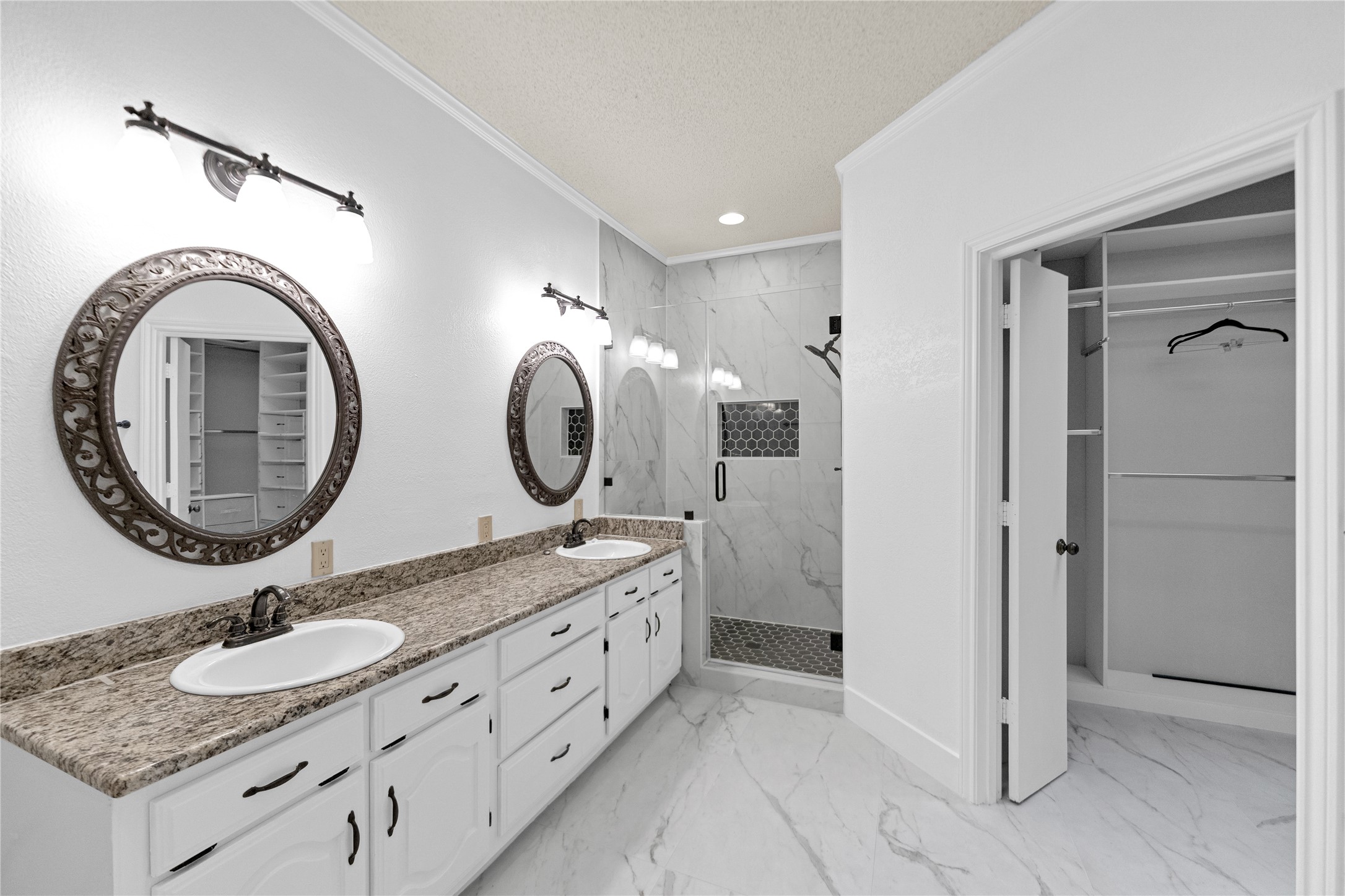 2929 Waterford Drive Irving TX 75063