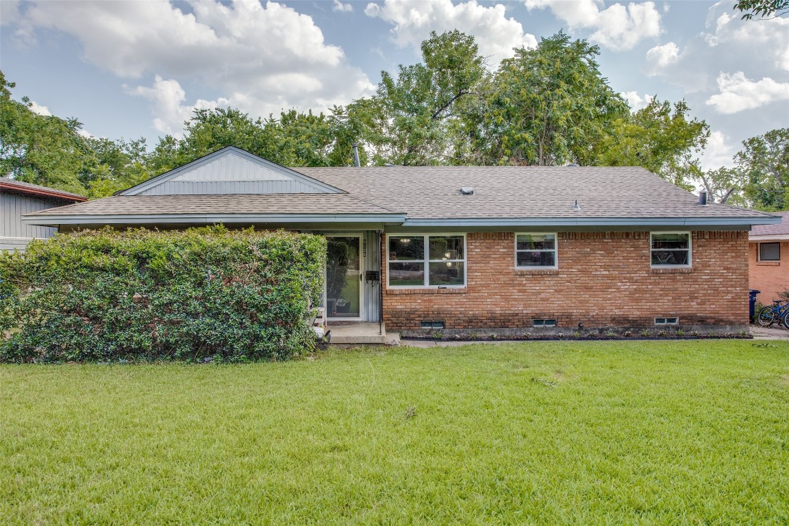 6124 Menger Avenue Dallas TX 75227