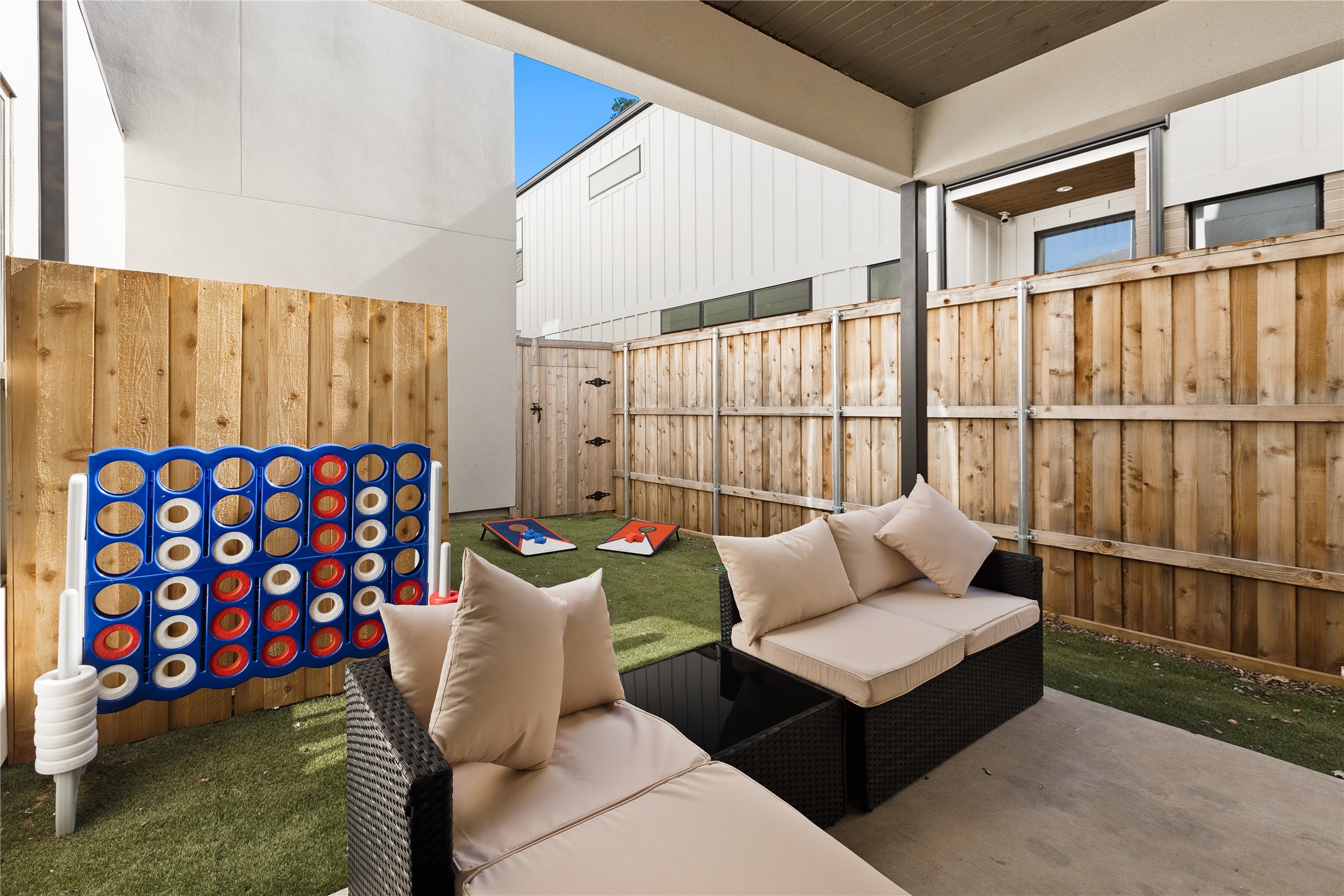 5014 Mission Avenue Dallas TX 75206