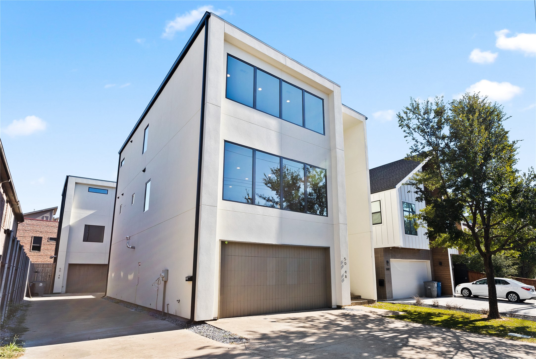 5014 Mission Avenue Dallas TX 75206