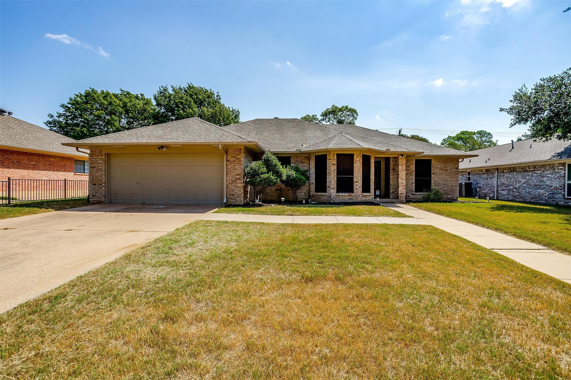 2004 N Lake Trail Denton TX 76201