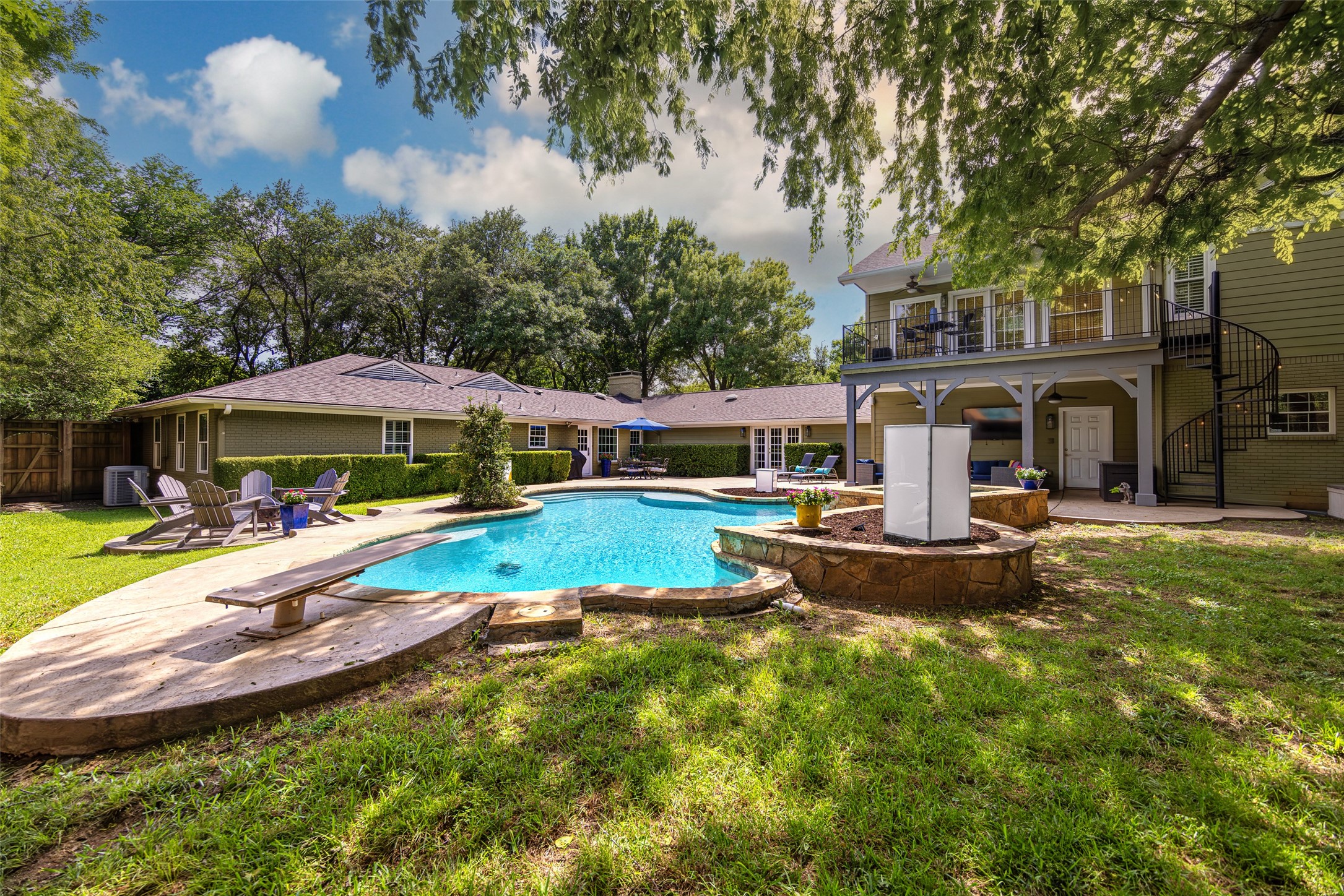4243 Beechwood Lane Dallas TX 75220