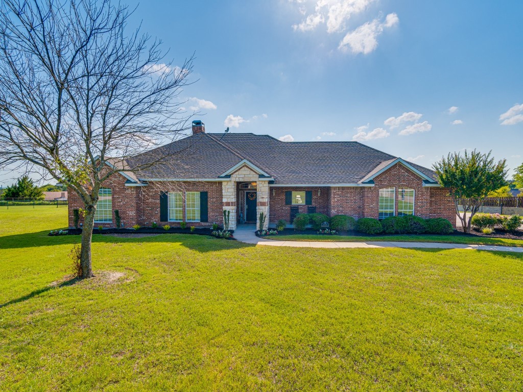 1120 Trophy Court E Midlothian TX 76065