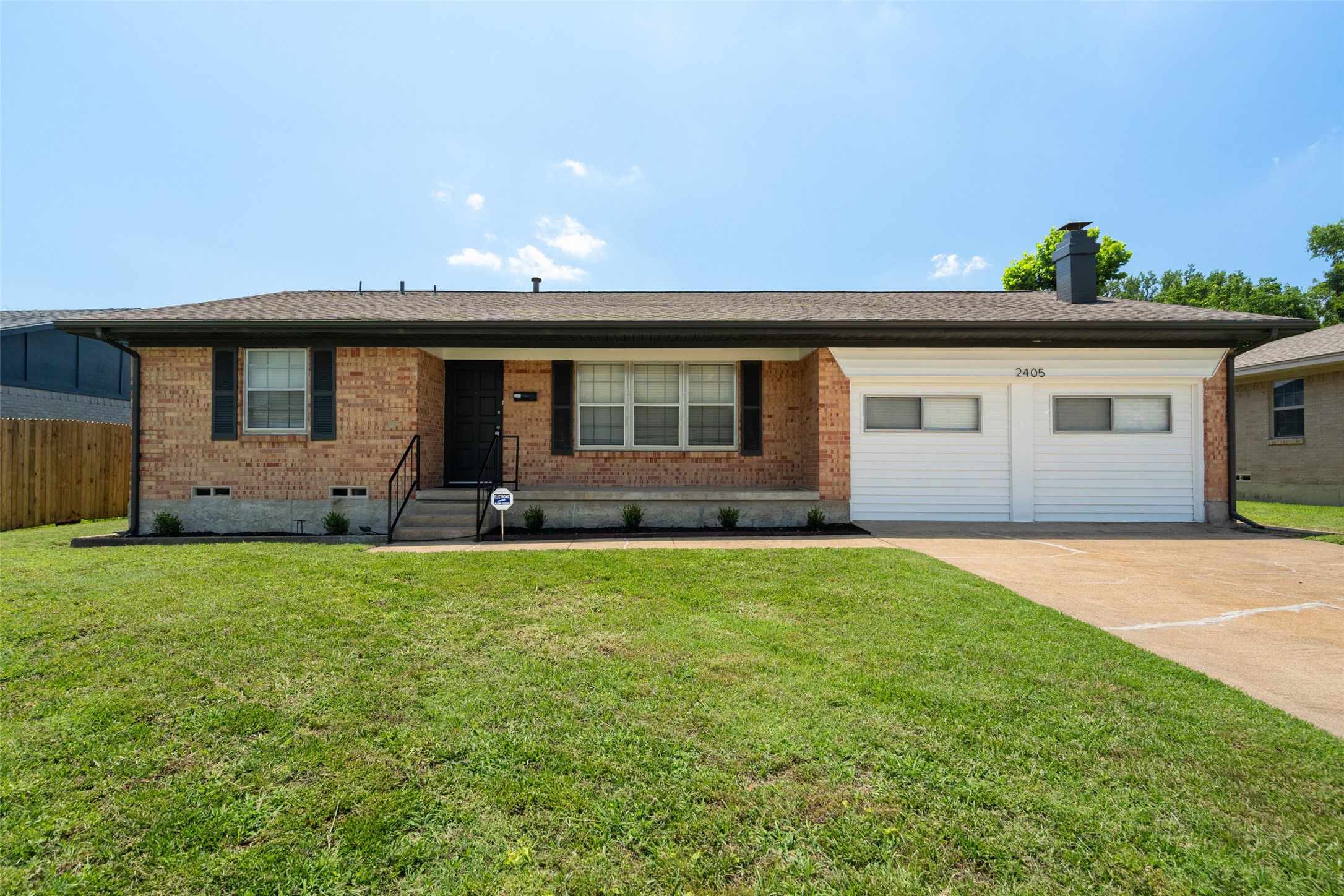 2405 Patricia Lane Garland TX 75041