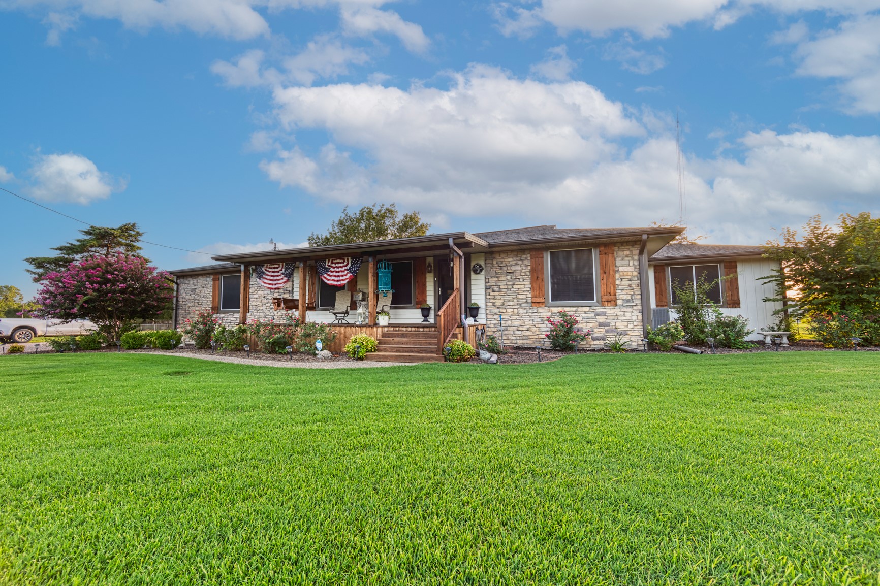 157 County Road 167 Whitesboro TX 76273