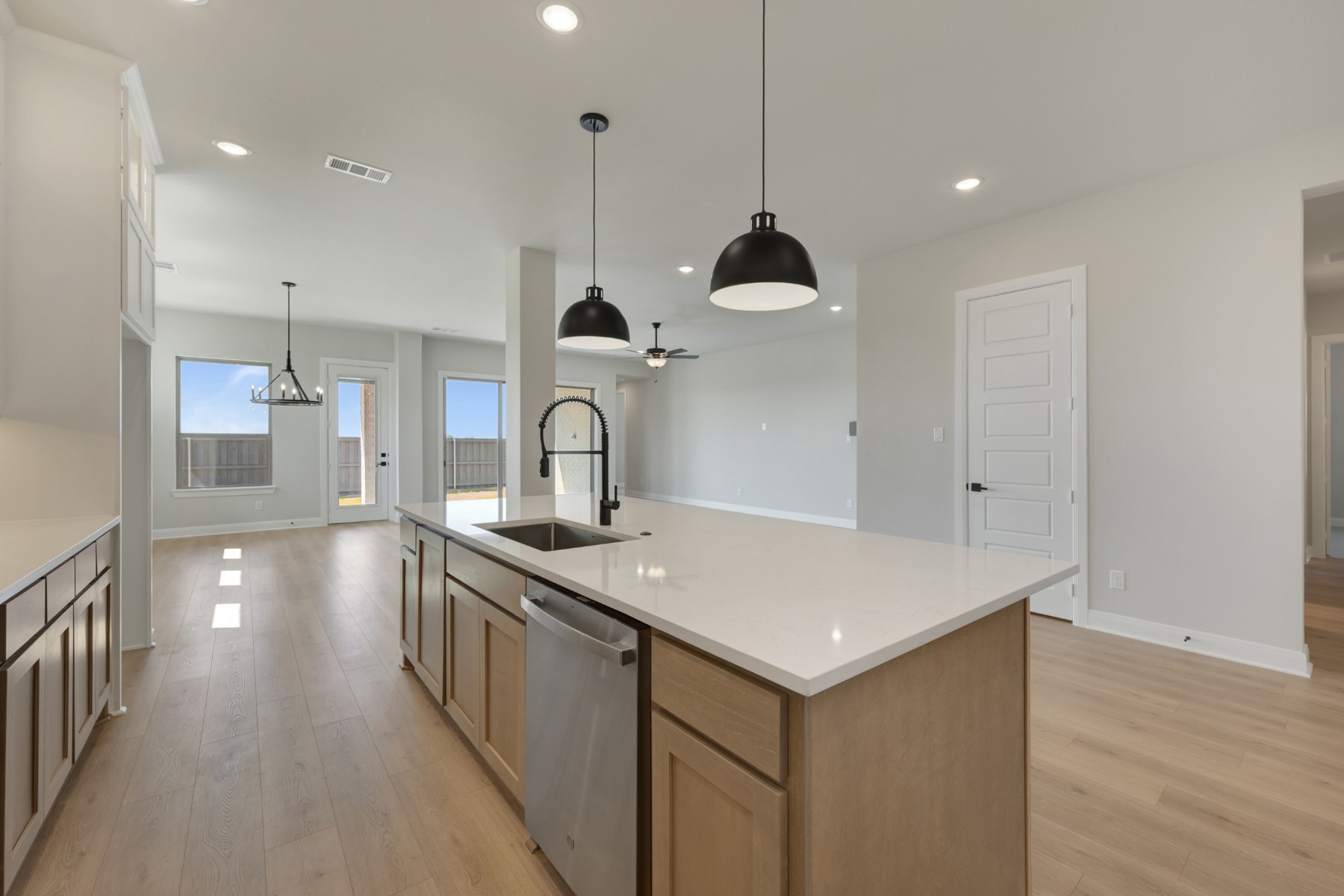 3609 Jane Street Grand Prairie TX 76084