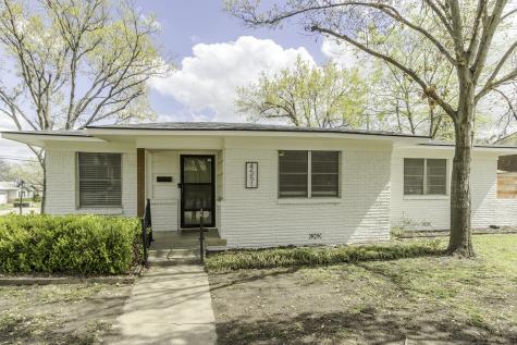 4551 Cockrell Avenue Fort Worth TX 76133
