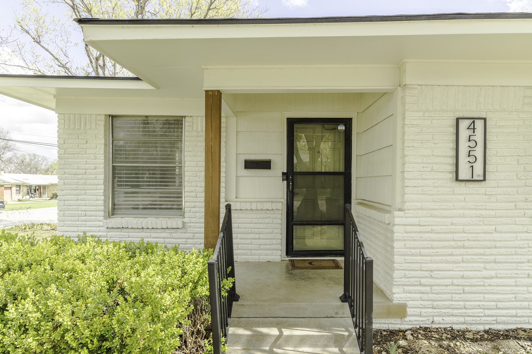 4551 Cockrell Avenue Fort Worth TX 76133