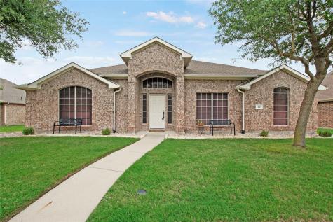1212 Live Oak Street Royse City TX 75189