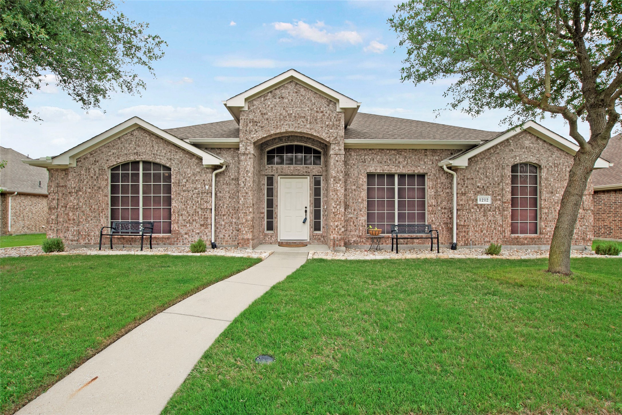 1212 Live Oak Street Royse City TX 75189