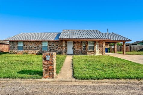 703 Patti Court Collinsville TX 76233