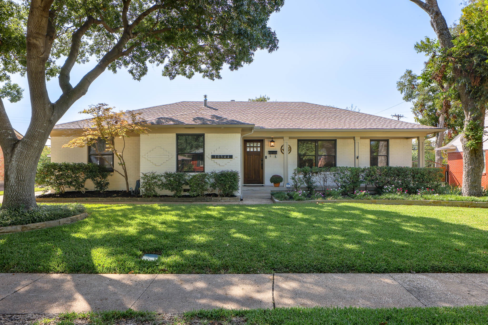 10544 Le Mans Drive Dallas TX 75238